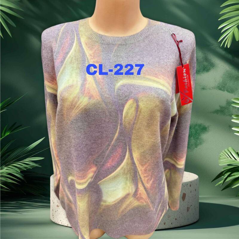 Swetry damskie Roz L-3XL. 1 kolor. Paczka 12 szt